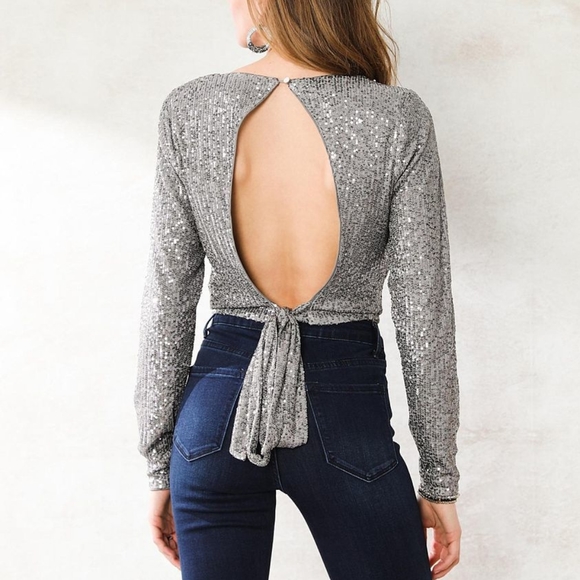 Privy Sequined mesh open back crop top - Picture 2 of 7